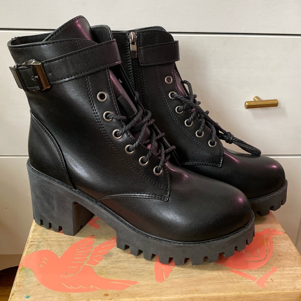 Platform boots